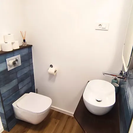 Lions Corner - Seaside Apartman *