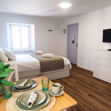 Lions Corner - Seaside Apartman Izola